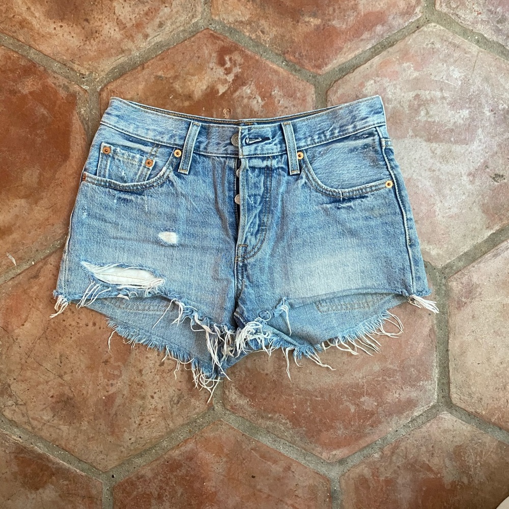 Levi’s shorts